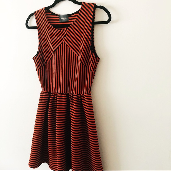 🤗 Artee Couture Moon Collect.Fit&Flare Dress S/XS - Picture 3 of 7